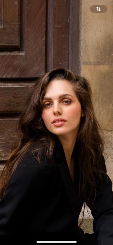 JUSTINE DAVOINE