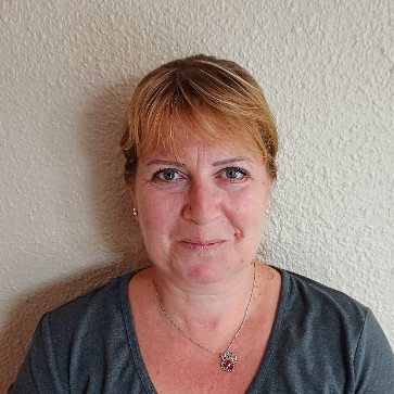 Stéphanie KREUTNER