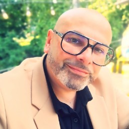 DAMIEN BARANYAI