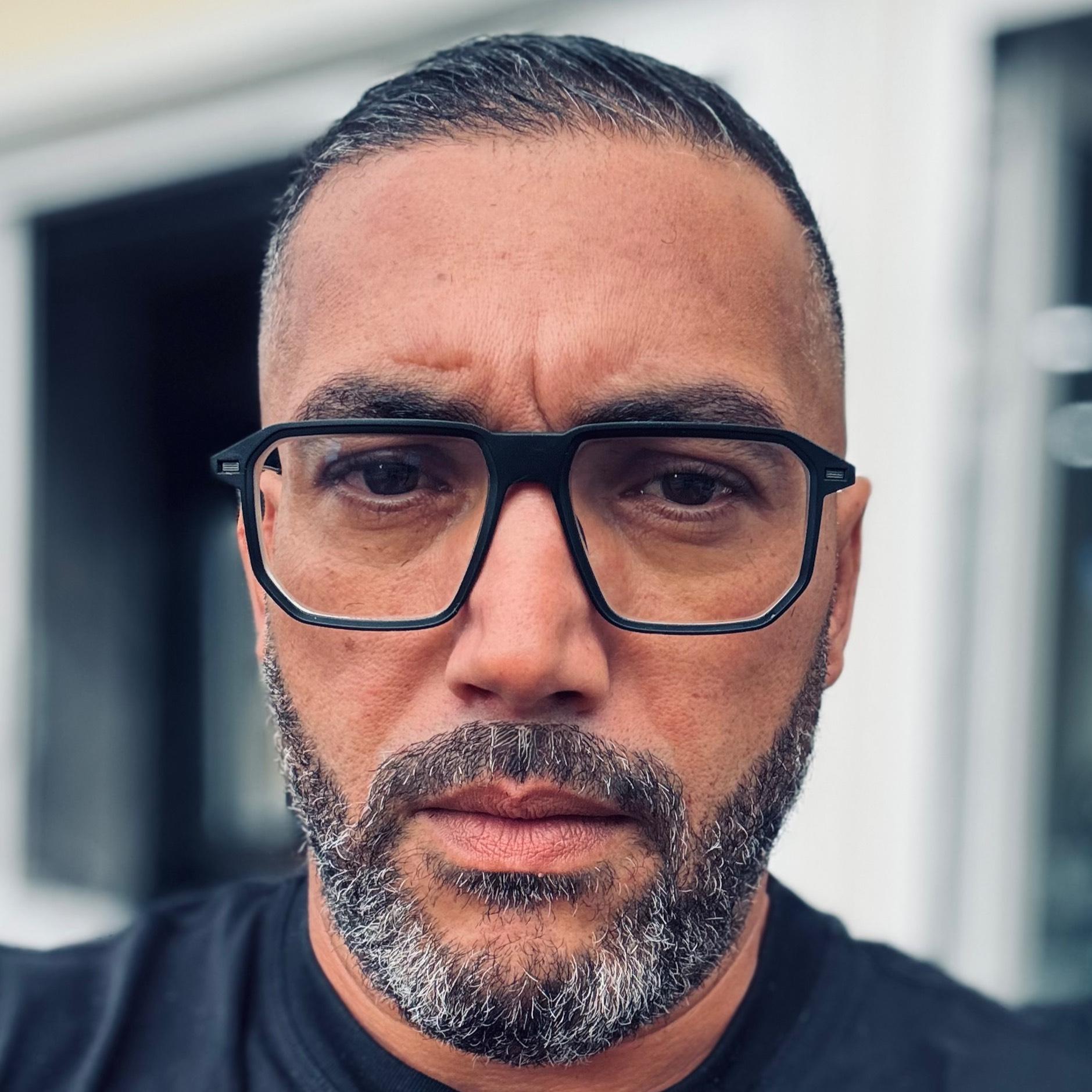 Riad ZIMOUCHE