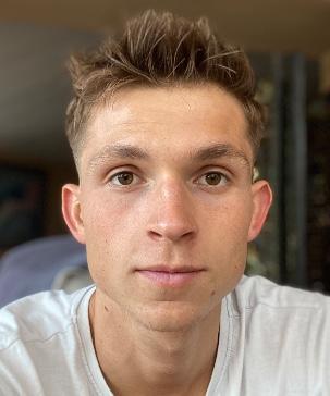 Ewan Lavaux