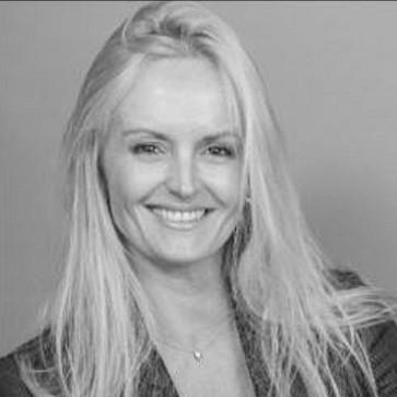 Nathalie DOUCE