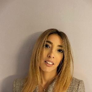 Julie Canova