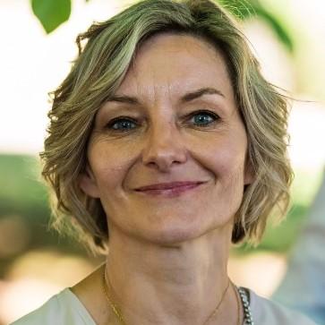 VALÉRIE DE MAVALEIX