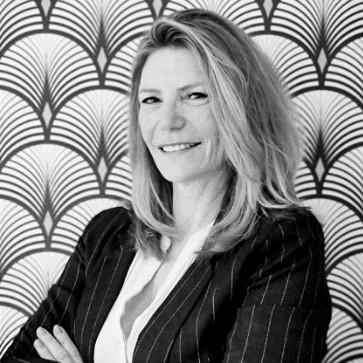 Sandra SCHNEIDER